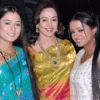Parul Chauhan : Ragini and Sadhna with Hema Malini