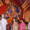 Shamita Shetty Visits Chinchpokli ka Raja