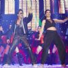 Shah Rukh Khan and Deepika Padukone perform at Slam Tour in London