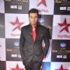 Randeep Hooda poses for the media at the Star Box Office Awards