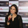 Mona Singh kicks addressing the audience at the donation drive at Hypercity for Kashmir