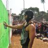 Ranveer Singh paints the wall at Kill Dil Graffiti Event
