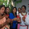 Dr. Sunita Dube poses with Eunuchs at Medscape India AIDS Awareness Event