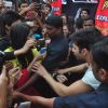 Varun Dhawan was mobbed by fans at Mithibai College Festival