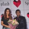 Esha Gupta was felicitated at the Inauguration of New Splash Showroom