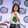 Shilpa Shetty interacts with the audience at 'Is laundry only a woman's job?' Event