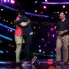 Aditya Narayan welcomes Ayushmann and Anu Malik on Sa Re Ga Ma Pa Li'l Champs 5