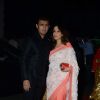 Sonu Nigam poses with his Wife at Tulsi Kumar's Wedding Reception
