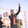 Sidharth Malhotra interacts with the audience at DNA Race