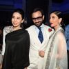 Karisma Kapoor, Saif Ali Khan and Kareena Kapoor at the Grand Finale of Lakme Fashion Week 2015