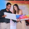 Sunny Leone signs her autograph at the Promotions of Ek Paheli Leela at Korum Mall, Thane