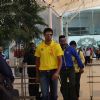 Ashish Nehra and Suresh Raina Snapped at Airport