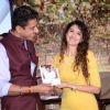 Ranveer Brar Gifts Pooja Makhija at Launch Zespri SunGold Kiwifruit