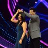 Jeetendra and Ekta Kapoor perform on Nach Baliye 7