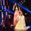 Sonakshi Sinha : Sonakshi, Asha and Hussain on the Sets of Indian Idol Junior Season 2