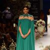 Sonam Kapoor Wears Backless Gown at IIJW 2015