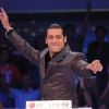 Salman Khan dancing