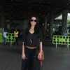 Esha Gupta : Esha Gupta Snapped at Airport