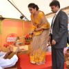 Raveena Tandon Unveils Biggest Laddoo for Andheri Cha Raja