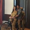 Amy Jackson : Akshay Kumar and Amy Jackson Rides Bicycle During Promotions of Singh is Bling