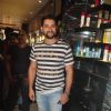 Aftab Shivdasani poses for the media at the Launch of 'U and Me Salon'