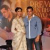 Salman Khan and Sonam Kapoor at the Trailer Launch of Prem Ratan Dhan Payo