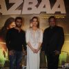 Sachin Joshi, Aishwarya Rai Bachchan and Sanjay Gupta at Premiere of Jazbaa