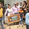 Fans Came to Meet Amitabh Bachchan on His Birthday