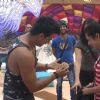 Bigg Boss 9 Nau - Prince Narula gives the 'heart parantha' to Yuvika Chaudhary