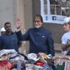 Big B Donates Clothes at a Construction site in Delhi!