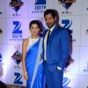 Shabbir Ahluwalia and Sriti Jha at Zee Rishtey Awards 2015
