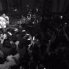 Farhan Akhtar : Farhan Akhtar surrounded by fans during his gig at Todi Mill Social Offline, Mumbai