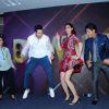 Varun Dhawan and Kriti Sanon Shakes a Leg with SRK- Kajol at Launch of 'Tukur Tukur' Song of Dilwale