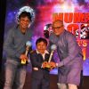 Rajpal Yadav, KK Goswami and Manoj Joshi at Mumbai Global Achiever's Award