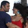 Suniel Shetty : Romantic scene of Sunil and Sameera