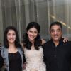 Family Picture: Akshara Haasan, Shruti Haasan and Kamal Haasan at Shruti's Birthday Bash