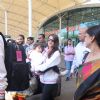 Aishwarya Rai Babchchan Snapped Daughter Aaradhya Bachchan at Airport