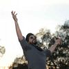 Shah Rukh Khan Dances to 'FAN' Anthem at Hansraj College