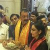 Sanjay Dutt : Sanjay Dutt and Manyata Dutt at Siddhivinayak Temple post Sanjay's Release from Yerwada Jail