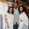 Kabir Bedi with Reshma Merchant and Parveen at e-commerce portal Chichouse.co association with Atosa