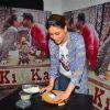 Kareena Makes Rotis at Promotional Event of Ki and Ka