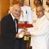Anupam Kher Recieves Padma Bhushan from President Pranab Mukherjee at Padma Awards 2016 Ceremony
