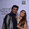 Arjun Kapoor and Kareena Kapoor Poses for Cameras at Lakme Fashion Show 2016