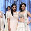 Showstopper Shruti Haasan Sizzles Lakme Fashion Show 2016