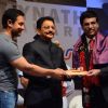 Aamir Khan and Vishwanathan Anand at Hridaynath Mangeshkar Award 2016