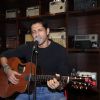 Farhan Akhtar Live at Radio Bar!