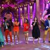 Meet Bros-Harmeet Singh, Kanika Kapoor and Bharti Singh Have a Blast on the sets of 'Comedy Nights B