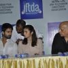 Shahid Kapoor, Alia Bhatt and Mahesh Bhatt at Press Meet of IFTDA for Udta Punjab Controversy!