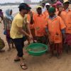 Deepak Dobriyal : Deepak Dobriyal helps cleaning beaches!