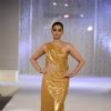 Sonam Kapoor Sizzles in gold at The Pernia Qureshi Show!